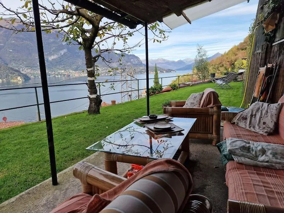 Semesterbostad Mella house garden relax Villa Lezzeno